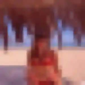 Charmante Rym, 21 ans à Seyssins - la contacter