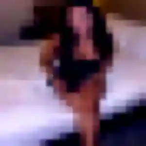 Rencontre Urielle, 20 ans à Tassin-la-Demi-Lune en privé