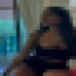 Gaelle, femme de 23 ans veut rencontre libertine à Toulon