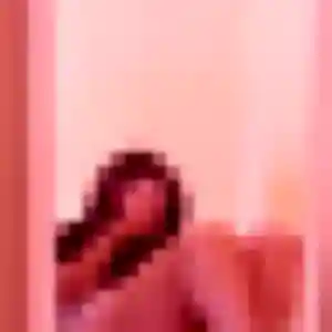 Contacte Vera, 22 ans à Uckange en privé