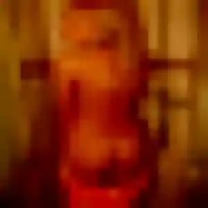 Charline, femme de 27 ans veut rencontre libertine à Ugine