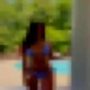 Photo privée de Emma, 38 ans à Valbonne - rencontre coquine