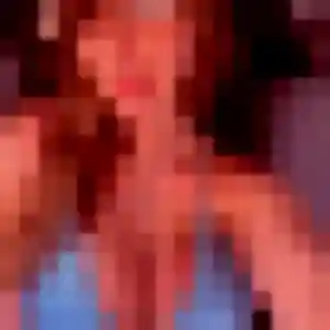 Karine (19 ans) à Vanves propose une rencontre ce soir