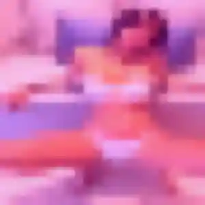 Aisha, 26 ans, dispo pour rencontre libertine à Velaux