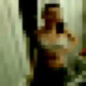 Alix, 44 ans, dispo pour rencontre libertine à Vineuil